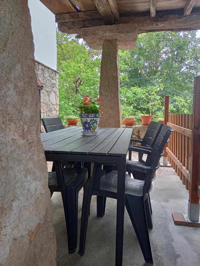 Casa La Cruz A 2Km De Onís エクステリア 写真