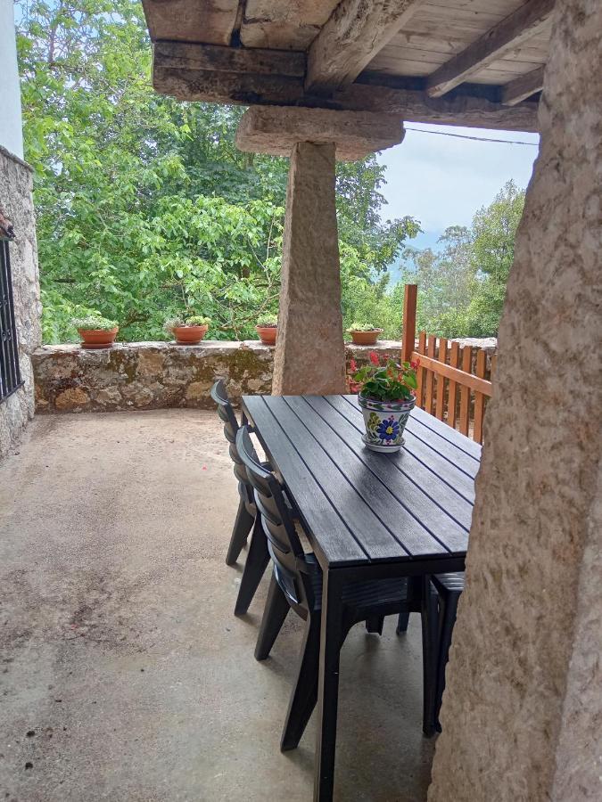 Casa La Cruz A 2Km De Onís エクステリア 写真