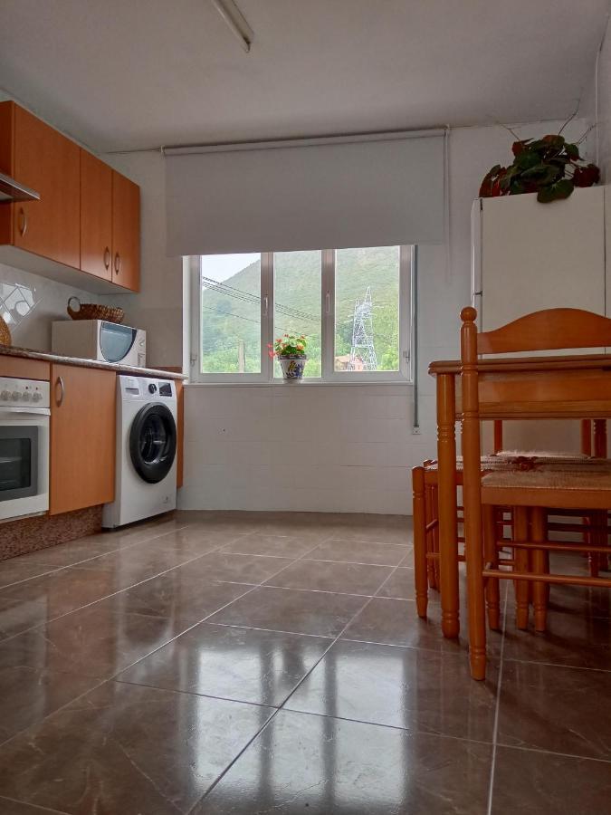 Casa La Cruz A 2Km De Onís エクステリア 写真