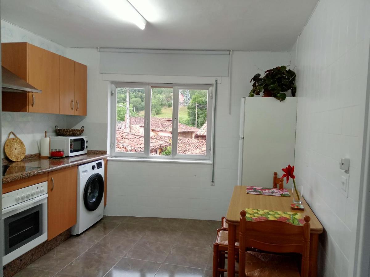 Casa La Cruz A 2Km De Onís エクステリア 写真