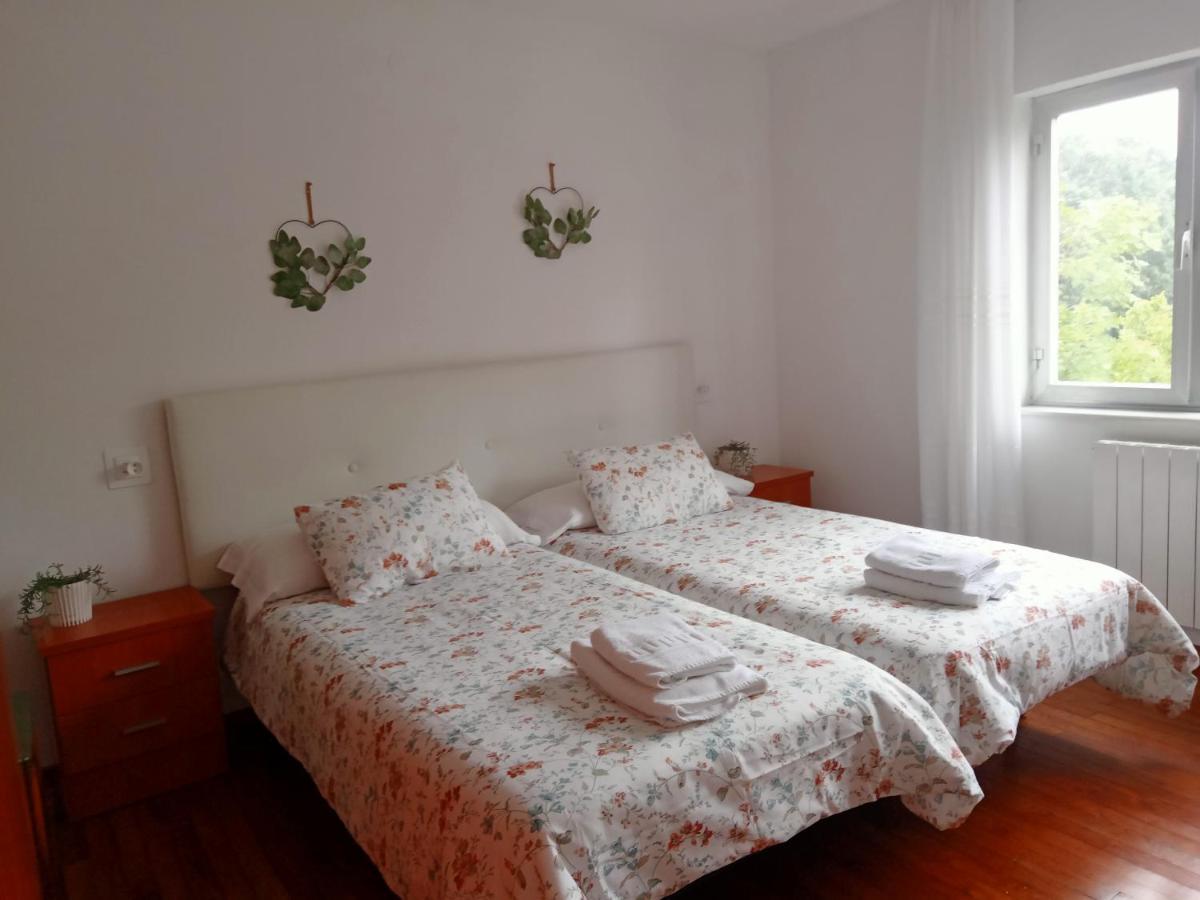 Casa La Cruz A 2Km De Onís エクステリア 写真